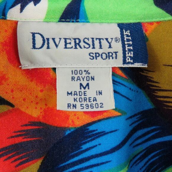 1990s Vintage Hawaiian Tropical Rainbow Floral Button Down Blouse Medium - Picture 3 of 6